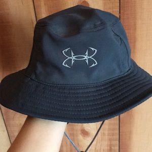 Under Armor bucket hat
